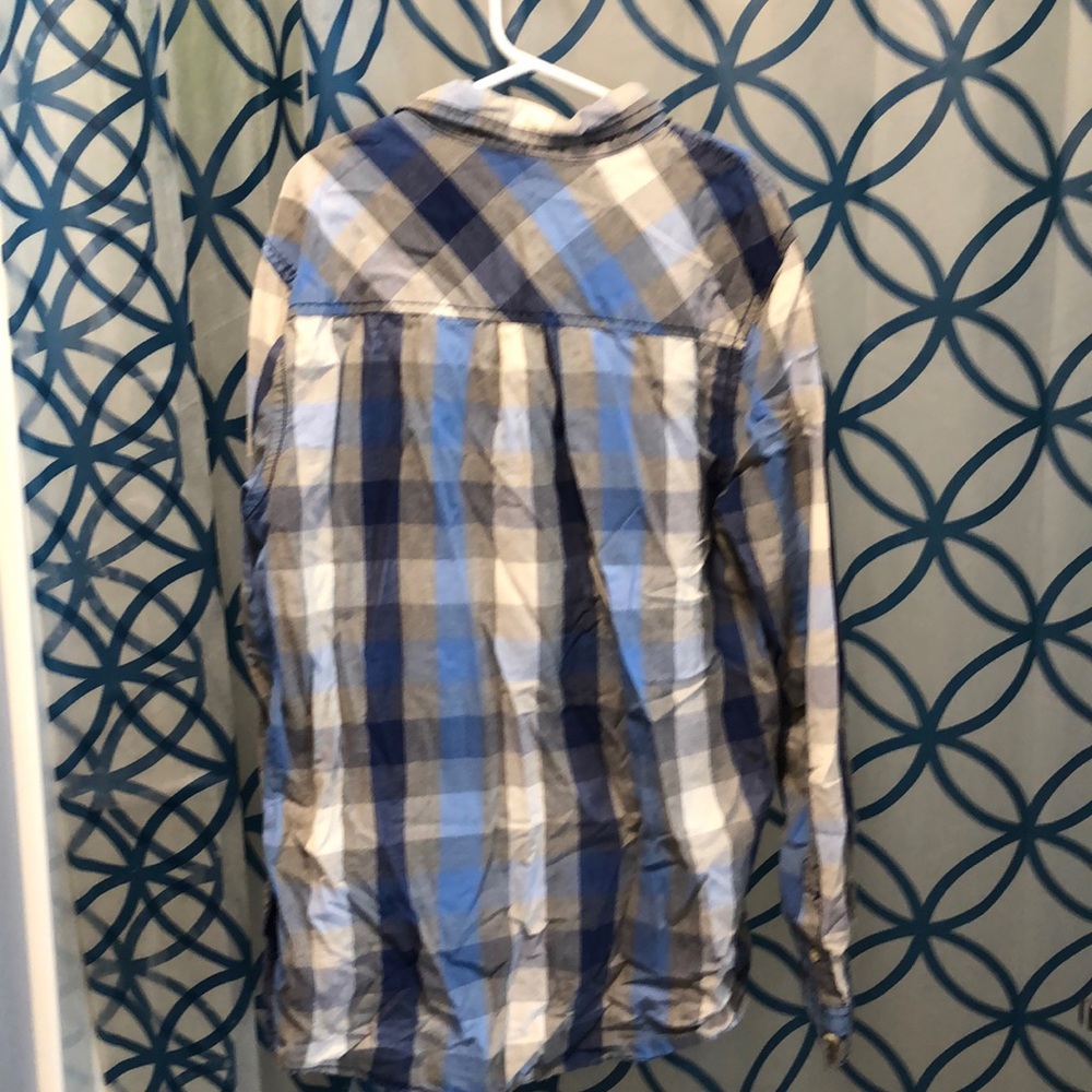 Long sleeve button down - Picture 2 of 2
